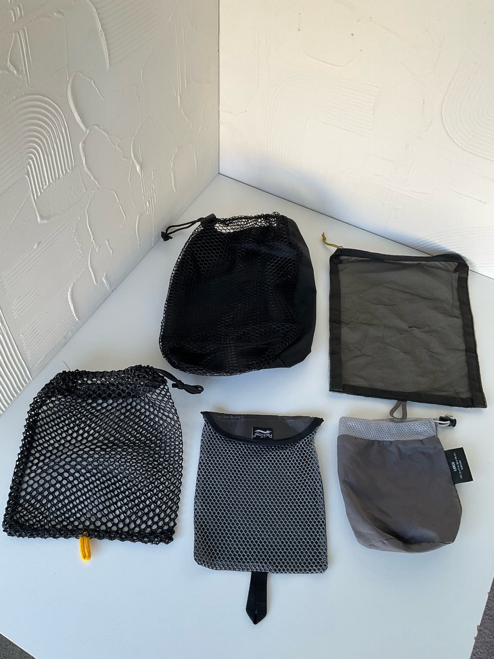 Travel & Camping Packing Set, Set of 5 Camping Mesh Ditty Pouches - Black & Gray